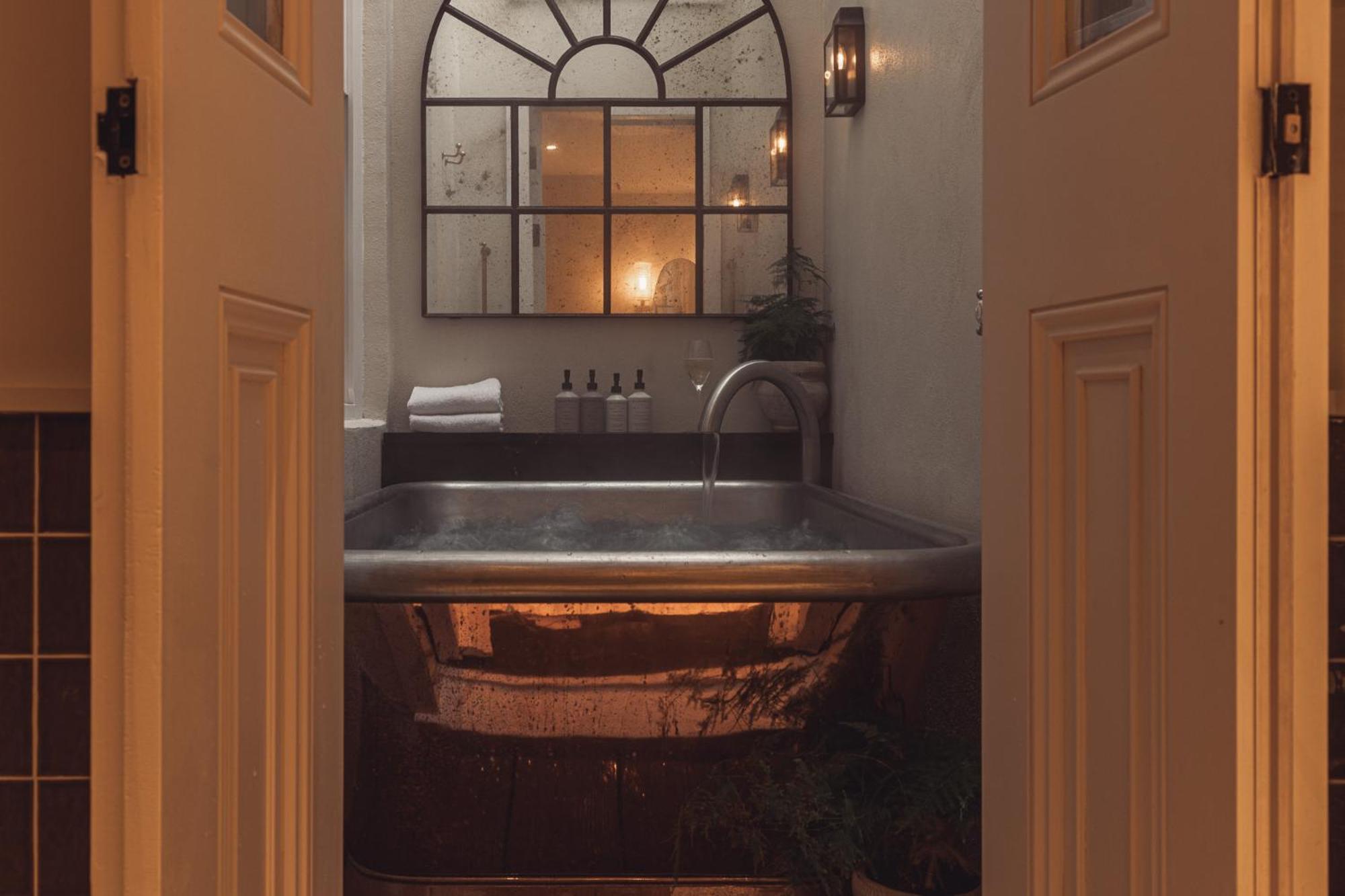 No.124 By Guesthouse, 5*